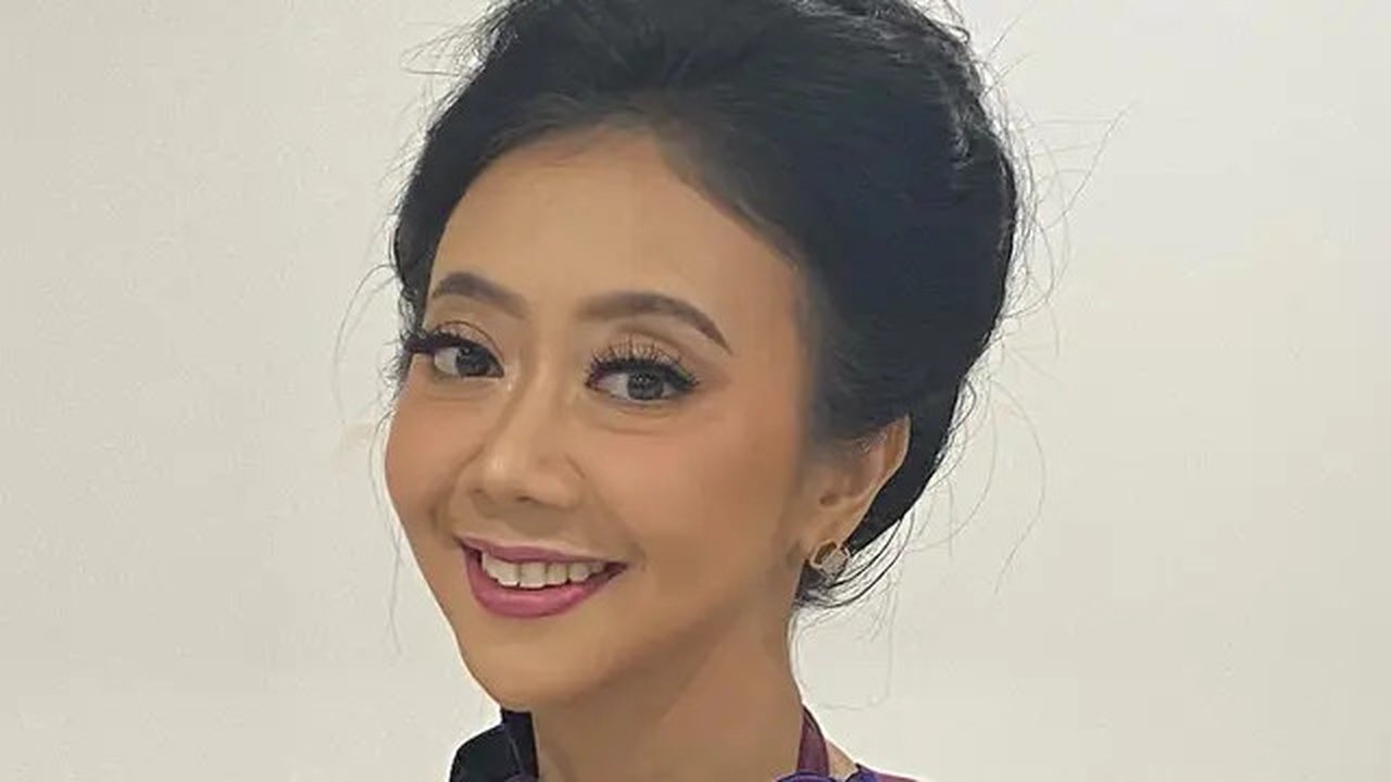 Jubir Pengadilan Agama Depok, Jawa Barat, Samsudin, membenarkan Asri Welas gugat cerai Galiech Ridha Rahardja. Sidang digelar sejak 19 November 2024. (Foto: Dok. Instagram @asri_welas)