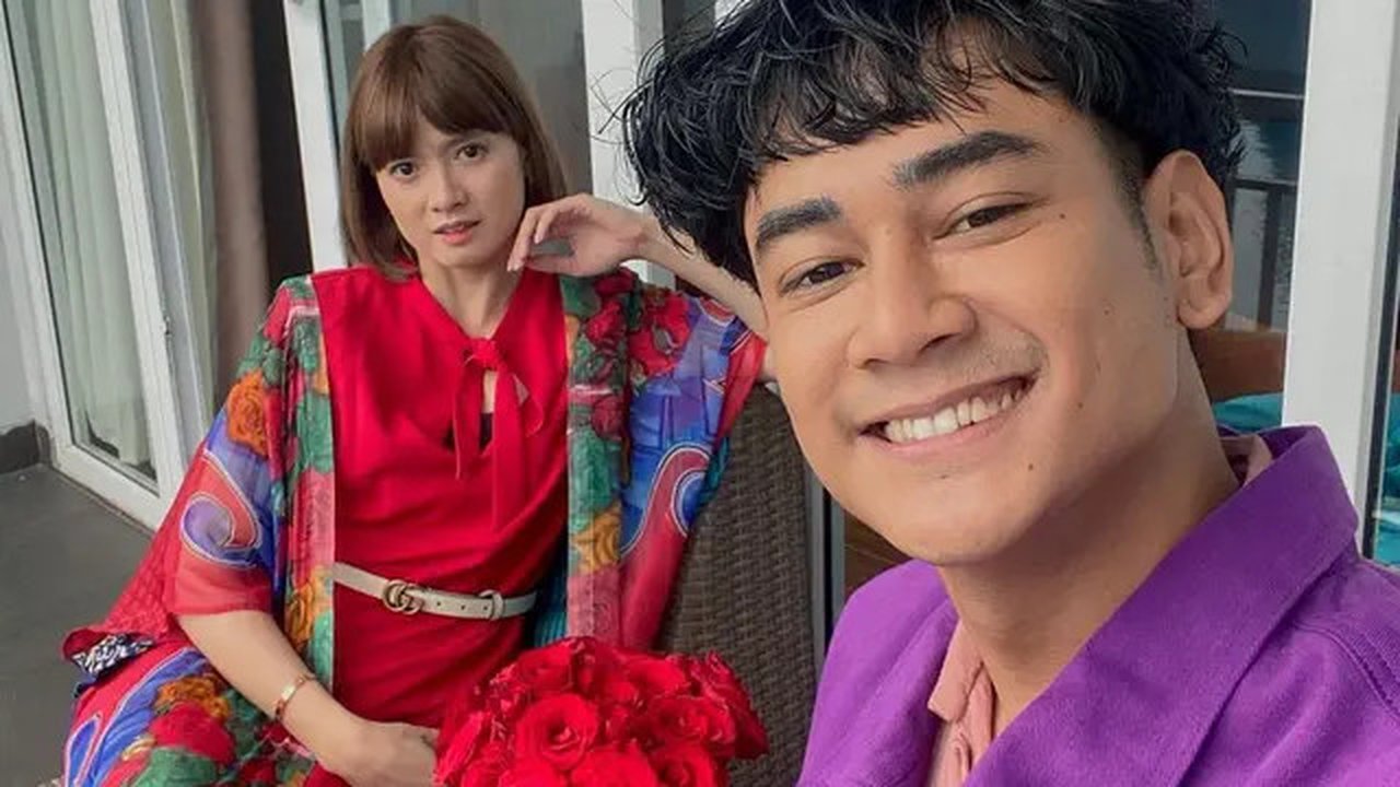 Mantan kekasih Dwi Andhika itu juga niat untuk mendonorkan ginjalnya untuk ibunda sejak awal diketahui sakit ginjal kronis. [Instagram/chikajessica88]
