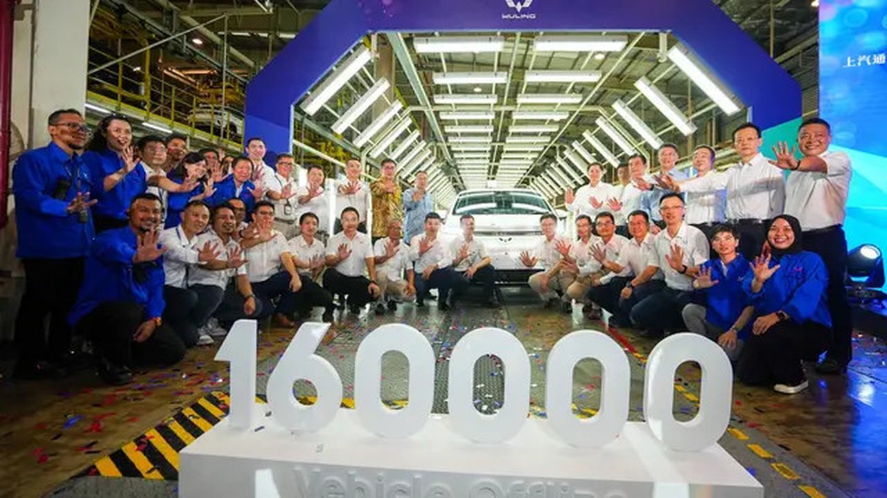 Rayakan Produksi ke-160 Ribu Unit, Wuling Mulai Ekspor Cloud EV dari Indonesia ke ASEAN (ist)