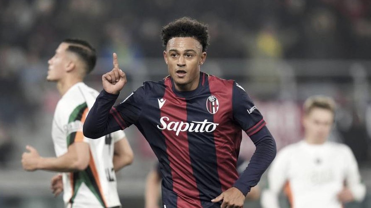 Jay Idzes Berikan Penalti, Venezia Dibantai Bologna 3-0