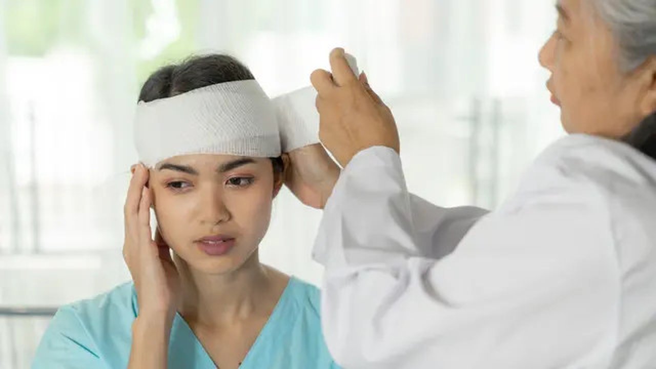 3 Tingkat Cedera Kepala dari Ringan hingga Berat, Ada yang Bisa Picu Disabilitas. Foto: jcomp/freepik.