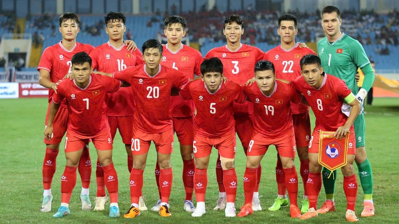 Saran dari Ruud Gullit Kepada Vietnam Bila Ingin Saingi Timnas Indonesia, Apa Itu?