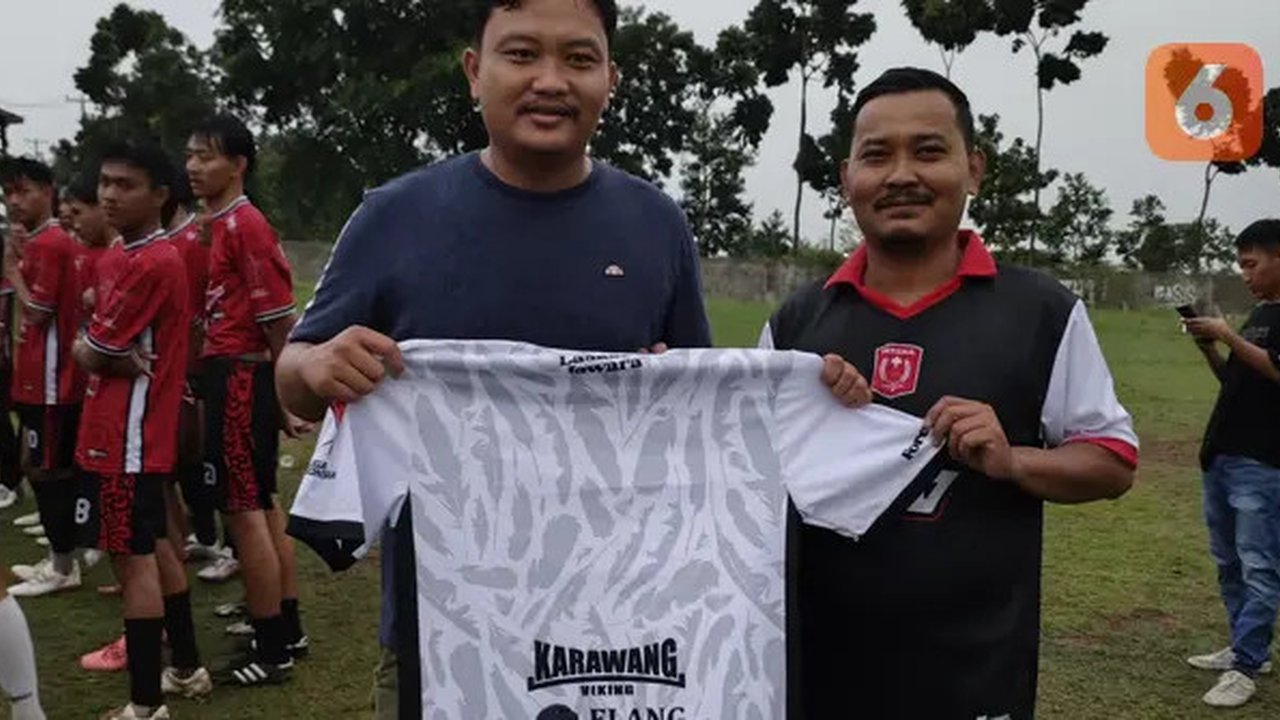 Viking Karawang. (Bola.com/Erwin Snaz)