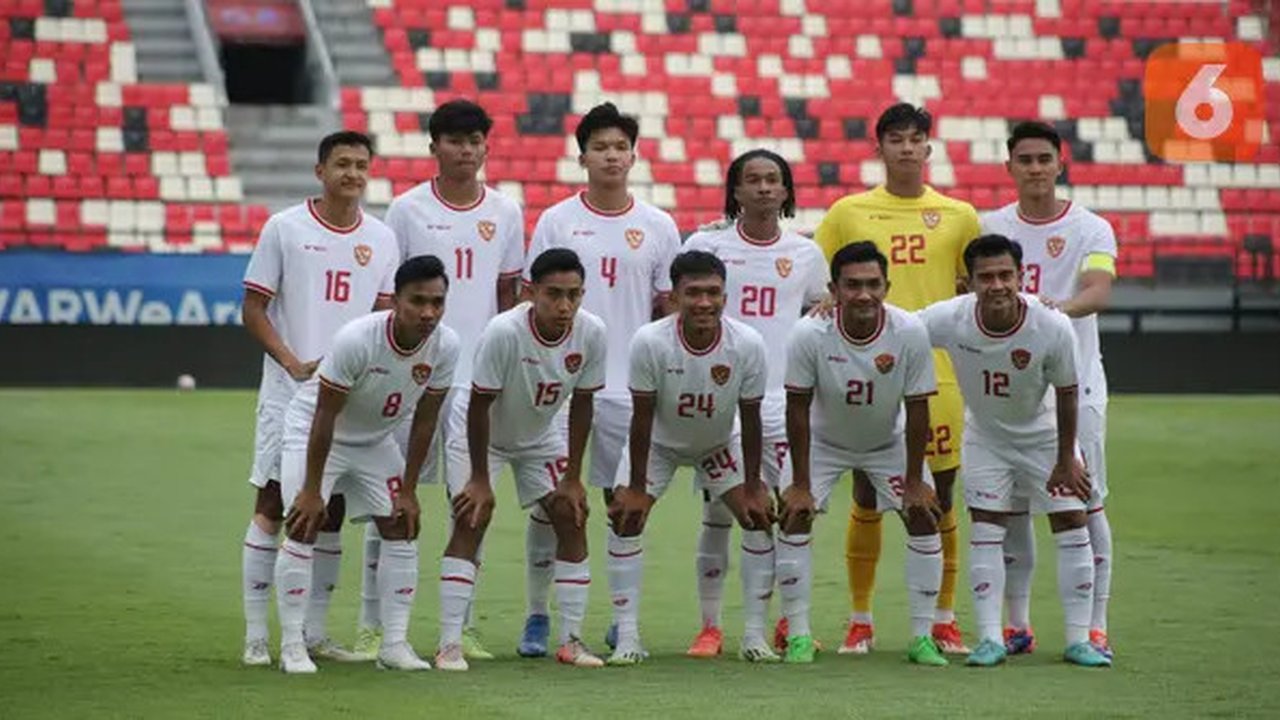 Skuad Timnas Indonesia jelang laga melawan Bali United. (Bola.com/Alit Binawan)