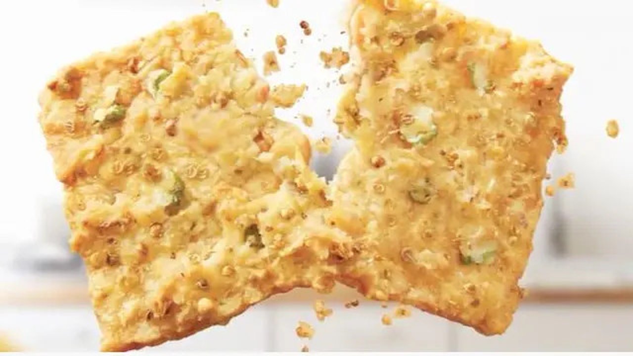 Ilustrasi tempe goreng. (dok. Screenshoot Youtube Ajinomoto)