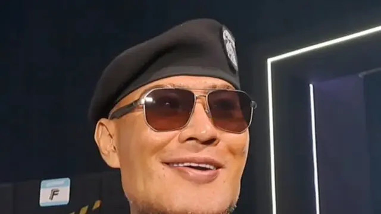 Deddy Corbuzier menanggapi polemik Miftah Maulana mundur dari jabatan Utusan Khusus Presiden Prabowo setelah mengatai penjual es teh gob**k. (Foto: Dok. YouTube Intens Investigasi)