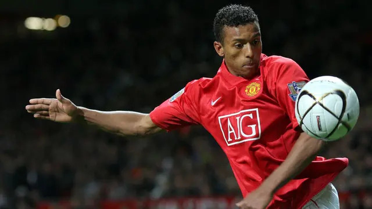 Luis Nani didatangkan Manchester United pada 2007 lalu dari Sporting Lisbon. Nani membuat 230 penampilan dengan menyumbang 40 gol dan 74 assist bersama Setan Merah. Pada 2015, Ia dilepas menu
