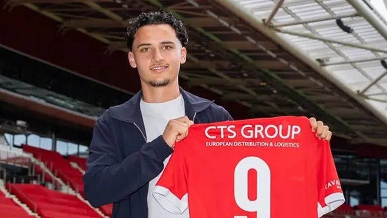 Dean IJssel de Schepper saat ini memperkuat tim muda AZ Alkmaar (Instagram/deanijssel)