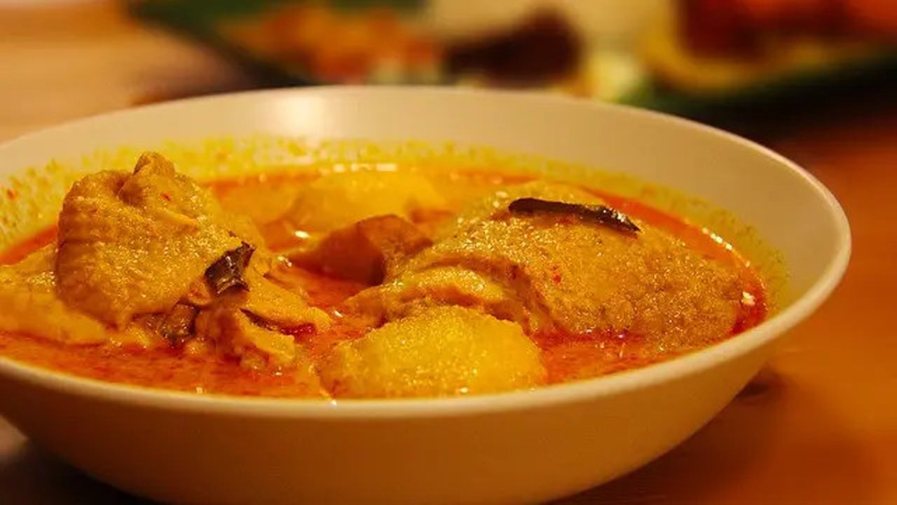 Gulai Ayam - Image by Sharon Ang from Pixabay