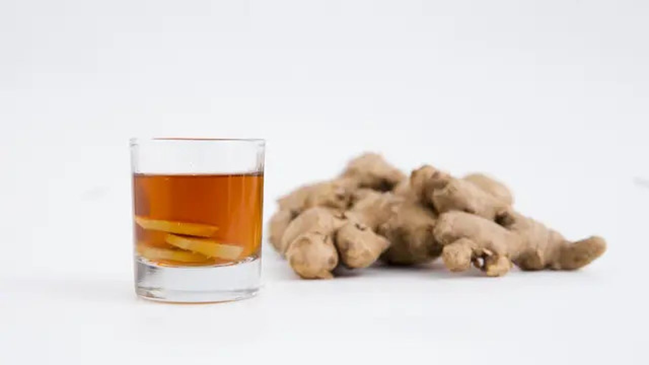 Cara membuat rebusan jahe/copyright fimela/daniel kampua