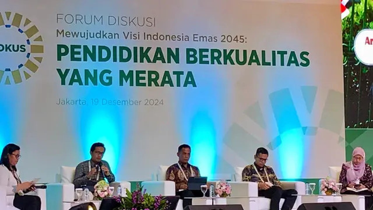 Direktur Agama, Pendidikan dan Kebudayaan, Kementerian PPN/Bappenas, Didik Darmanto, S.Sos., MPA, menyampaikan pentingnya bahasa ibu dalam pendidikan awal dalam Diskusi Pendidikan Dasar (FOKU