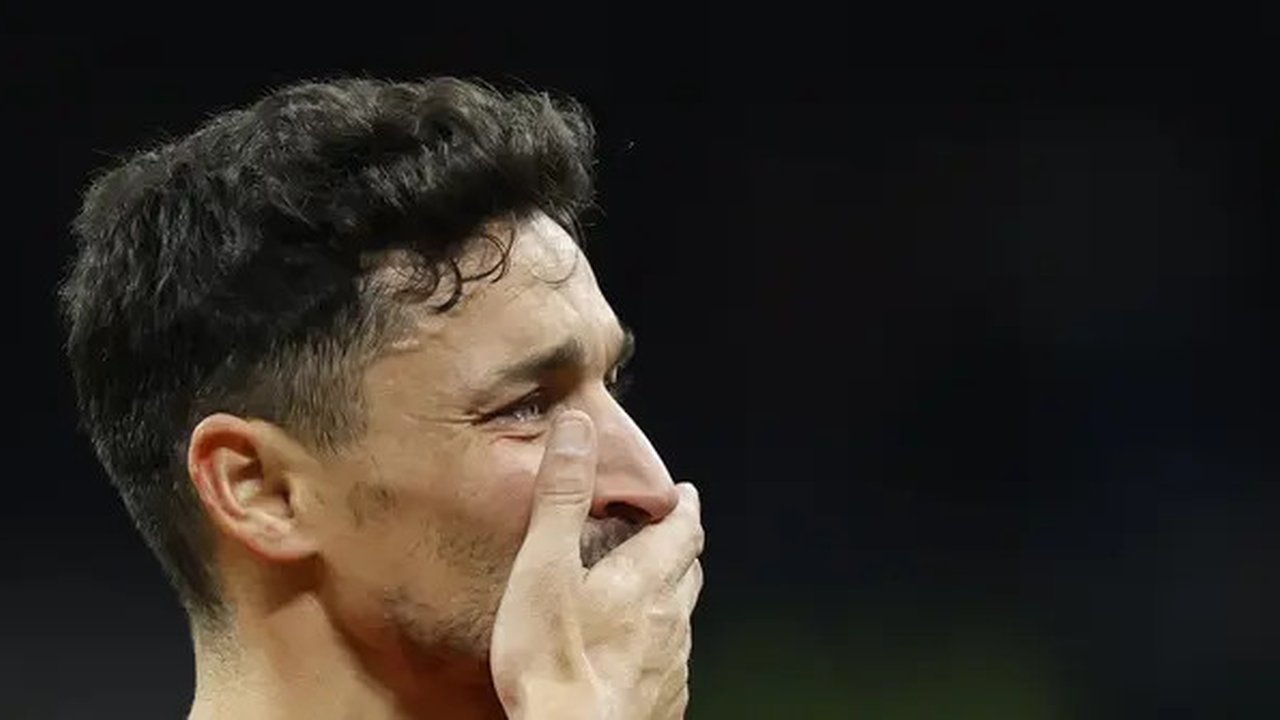 Tangisan Jesus Navas di laga Real Madrid kontra Sevilla di Liga Spanyol. (OSCAR DEL POZO / AFP)