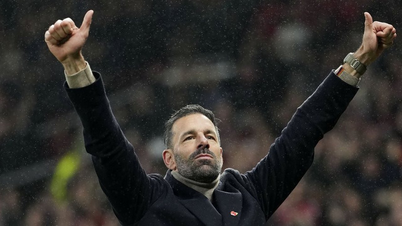 Liverpool vs Leicester City, Arne Slot Tidak Sabar Hadapi Ruud van Nistelrooy