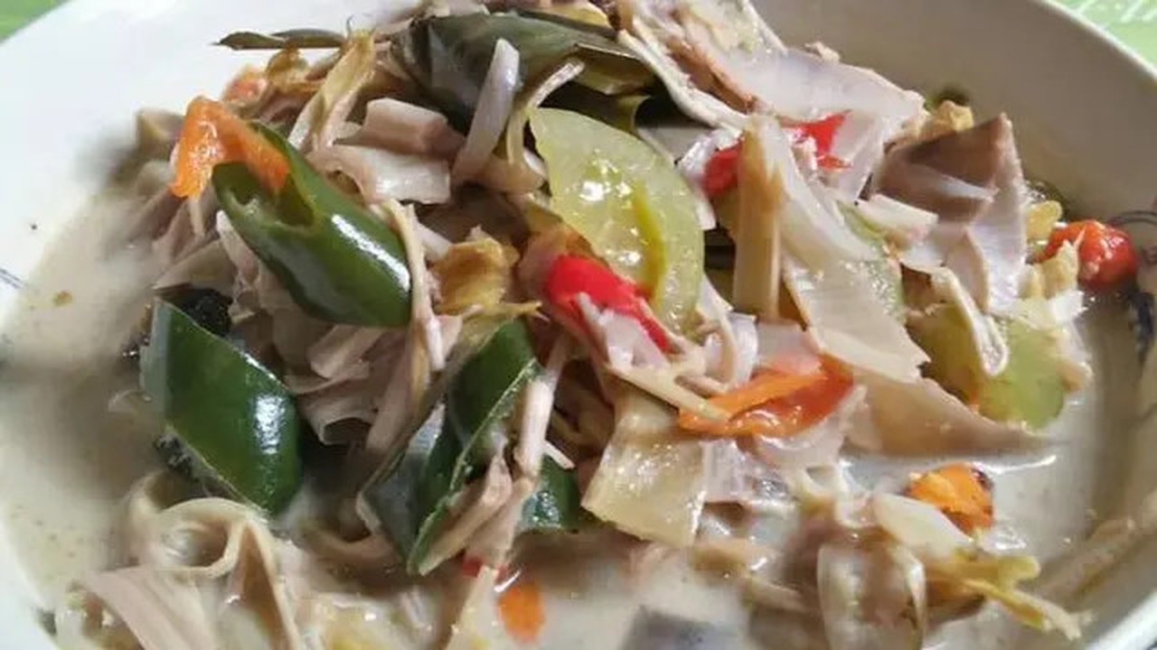 Olahan sayur putungo jantung pisang khas Gorontalo. Foto: Cookpad (Arfandi Ibrahim/Liputan6.com)