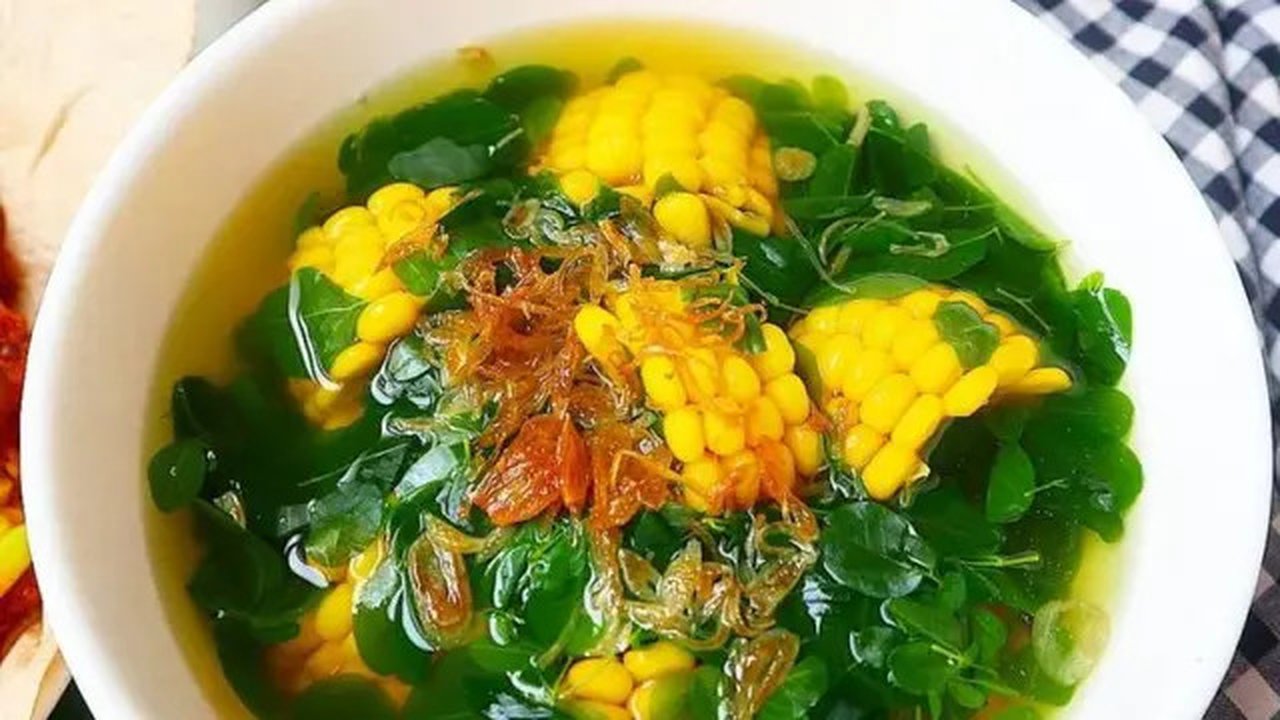 Sayur Bening Daun Kelor. foto: Instagram @regunancha