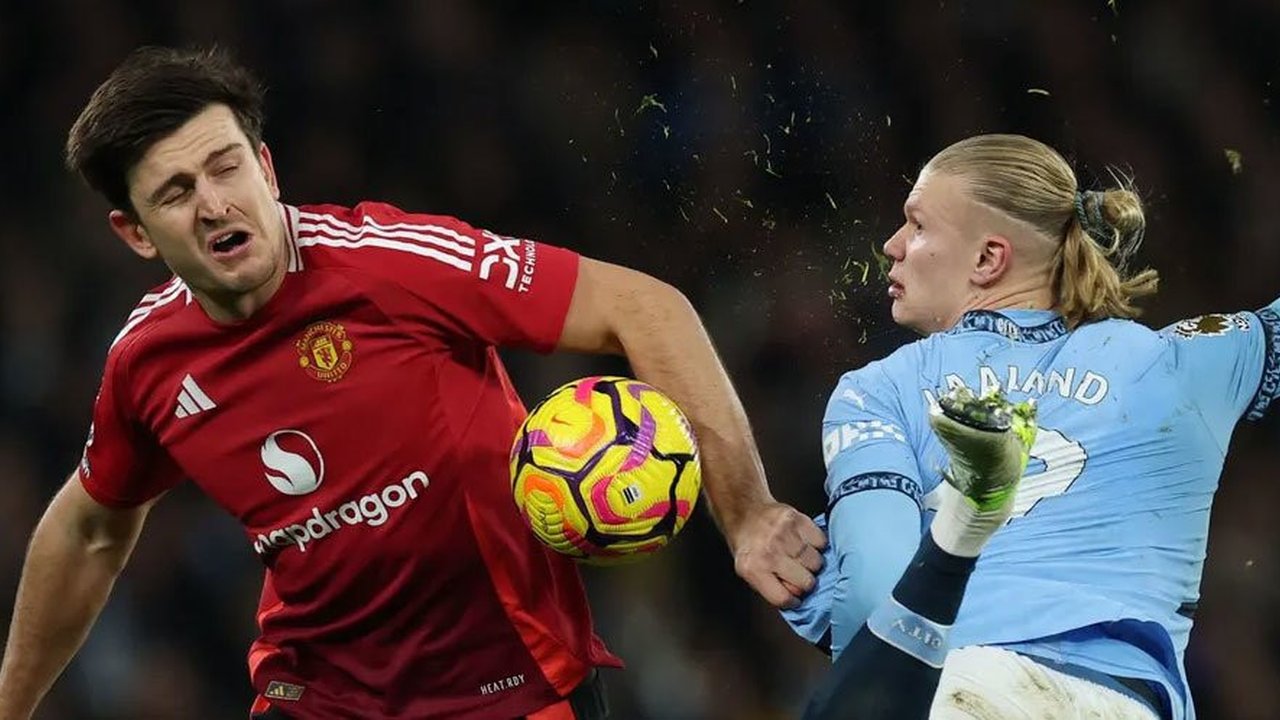 Ruud van Nistelrooy Ajak Harry Maguire Balik ke Leicester City?