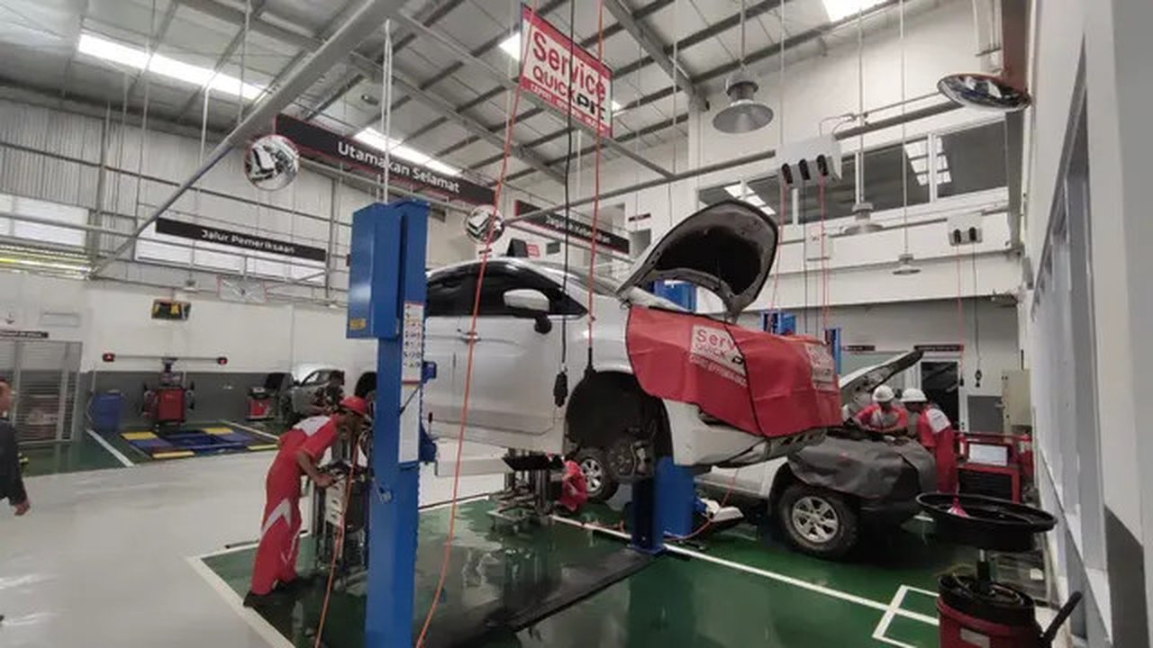 Dealer resmi Mitsubishi Motors di Berau dilengkapi 1 stall Express Service, 3 stall umum, dan 1 stall untuk inspeksi. (Liputan6.com/Septian)