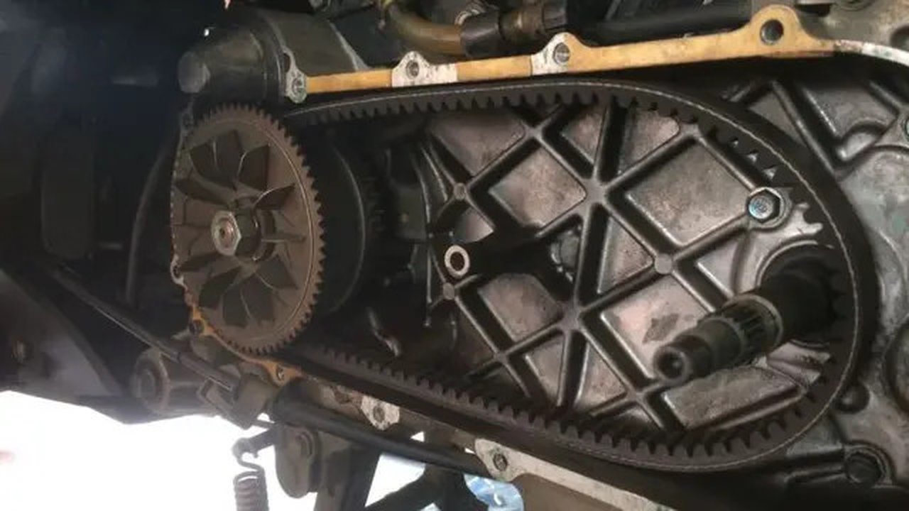 Bagian CVT Honda Beat