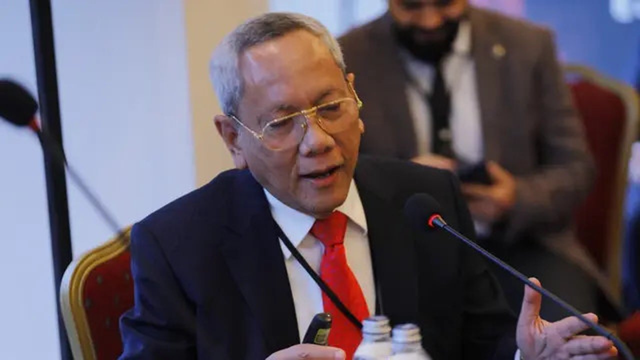 Prof Tjandra Yoga Aditama merincikan apa saja hal-hal yang bisa disampaikan terkait kemunculan virus Oz. Seperti diketahui, virus Oz menyebabkan satu orang meninggal dunia di Jepang. (Foto