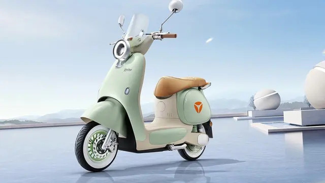 Yadea Hadirkan Motor Listrik dengan baterai Ion Natrium, Isi Daya Cuma 15 Menit (Carnewschina)