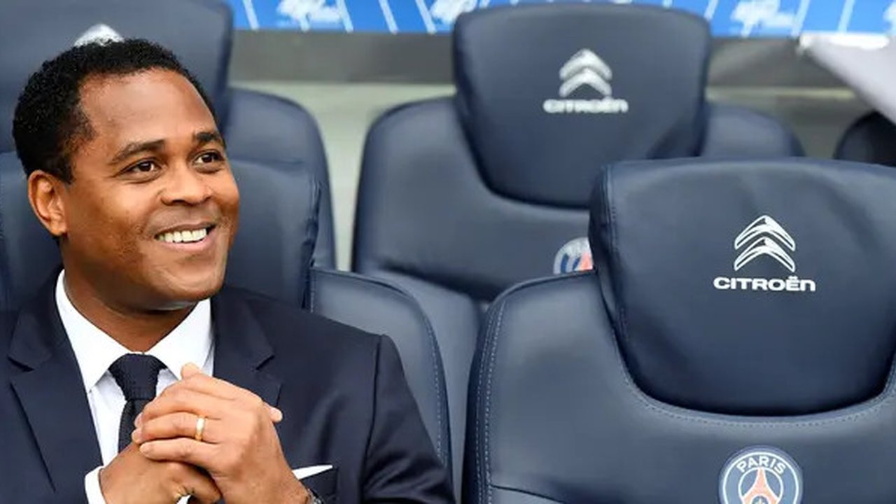 Legenda Barcelona, Patrick Kluivert. (AFP/FRANCK FIFE)