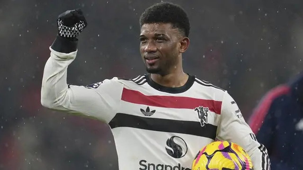 Amad Diallo berhasil mencetak gol dalam pertandingan pekan ke-20 Premier League 2024/2025 antara Liverpool dan MU.