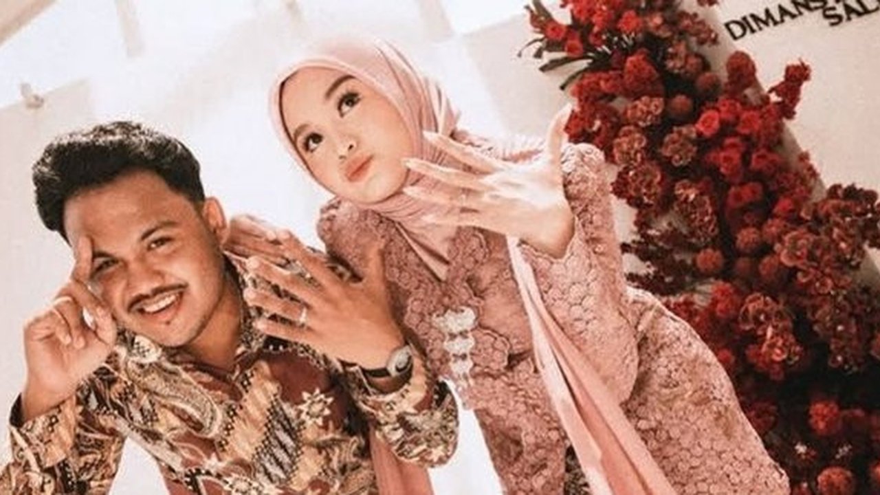Selamat! Salma Salsabil Akhirnya Resmi Dilamar Dimansyah Laitupa