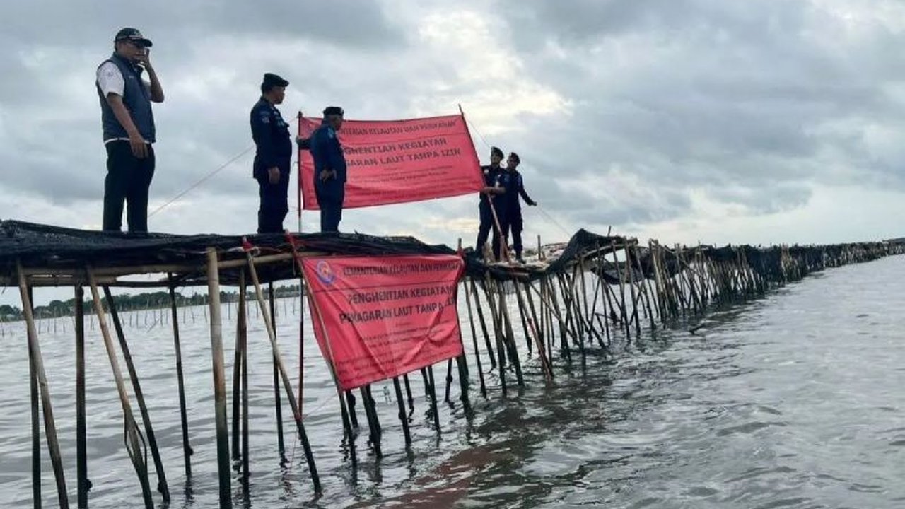 Pakar Hukum Tata Ruang menilai Pemprov Banten kurang aktif menangani pembangunan pagar laut sepanjang 30,16 km di perairan Tangerang yang merugikan nelayan dan berpotensi melanggar aturan RTRW.