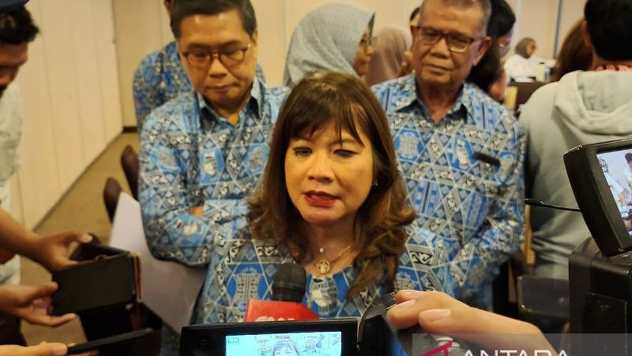 Apindo mendukung pemerintah melobi penurunan tarif dagang dengan AS, namun meminta kajian cermat dampak kebijakan ekonomi Trump terhadap China sebelum negosiasi dimulai.