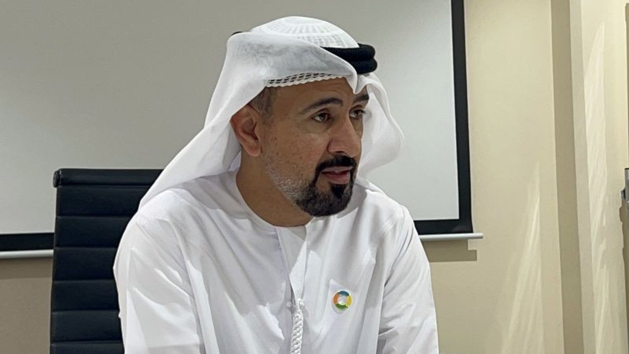 Masdar, perusahaan energi bersih UEA, menetapkan Indonesia sebagai pusat energi terbarukan di Asia Tenggara, didukung investasi di berbagai proyek energi terbarukan di Indonesia.