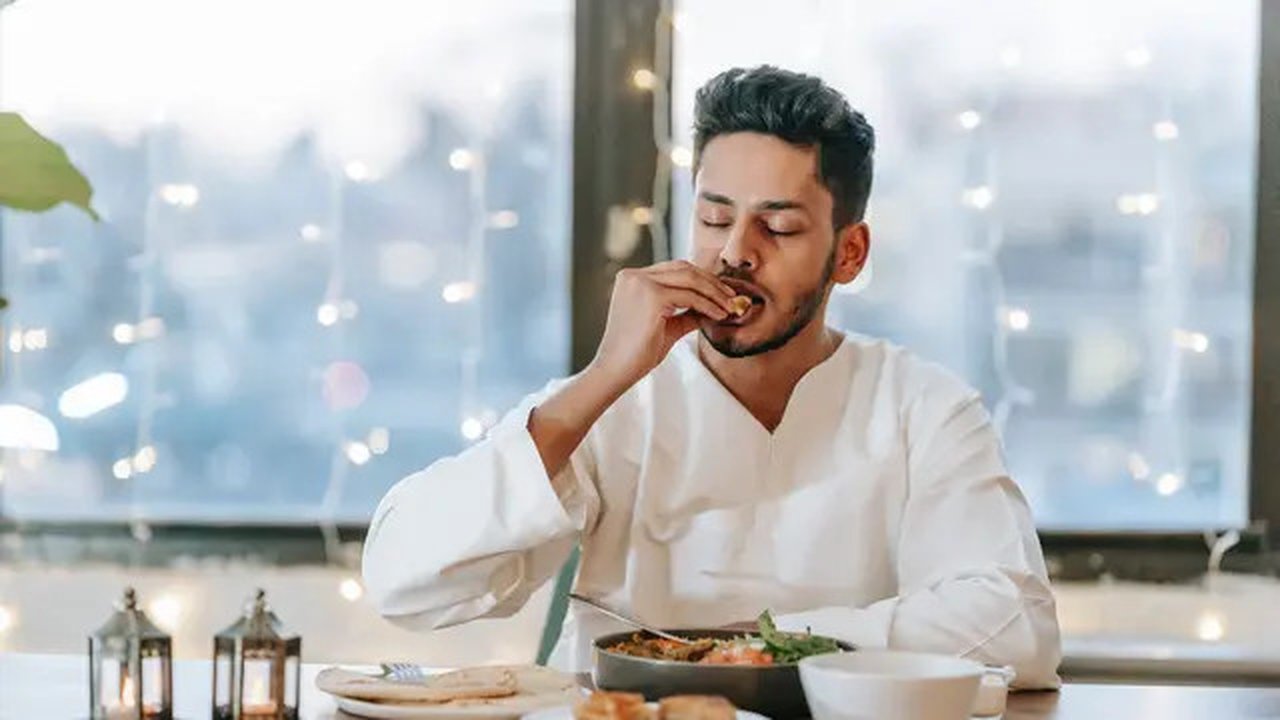 Ilustrasi Muslim, puasa, buka puasa, sahur. (Photo by Michael Burrows from Pexels)