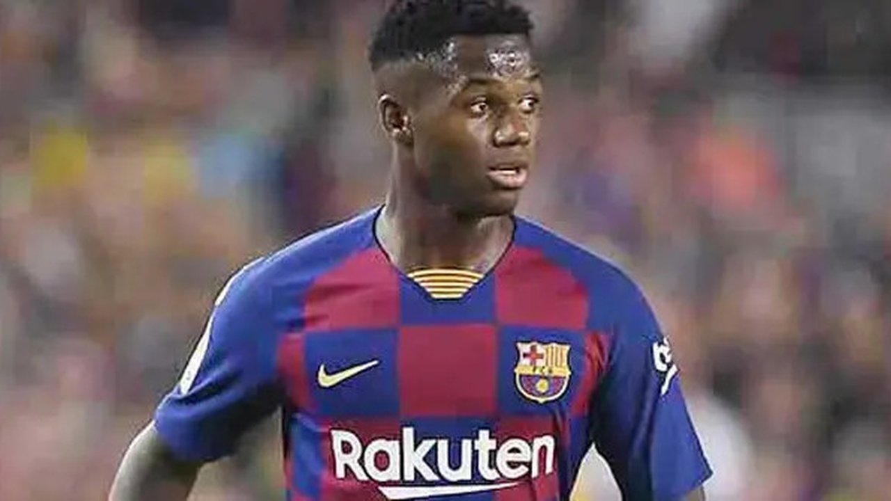 2. Pencetak Gol Termuda di Barcelona - Kali ini Ansu Fati masuk dalam buku rekor Barcelona sebagai pencetak gol termuda sepanjang sejarah klub. Jebolan La Masia itu sukses membobol gawang Osa
