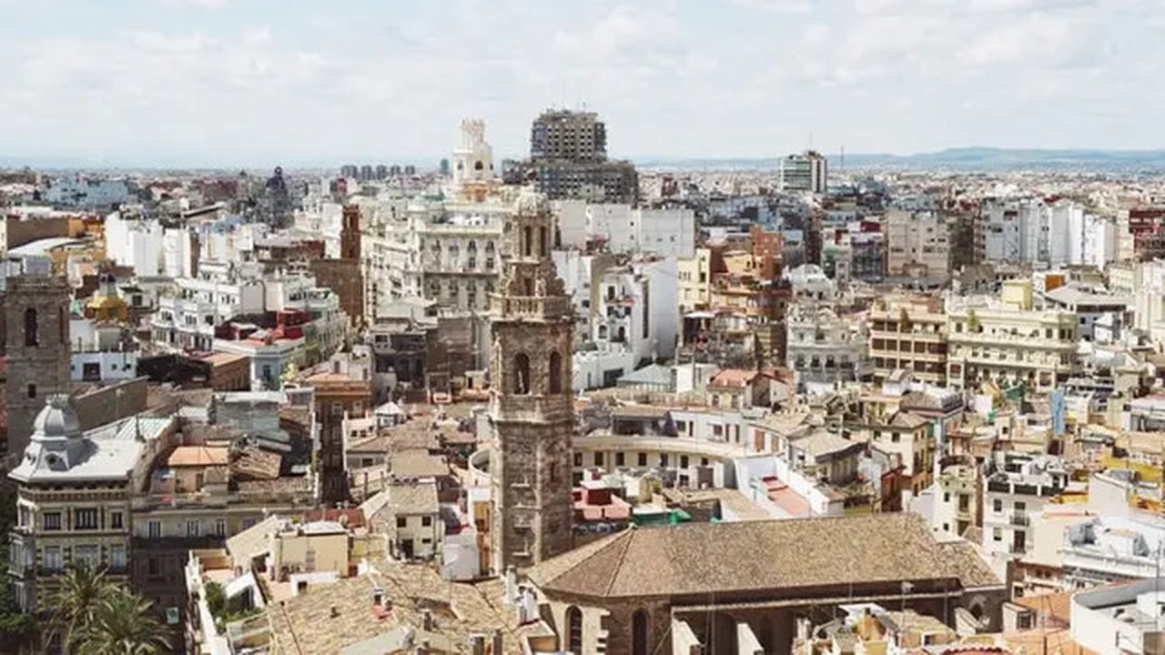 Ilustrasi Valencia di Spanyol (dok.unsplash/ travelnow.or.crylater)