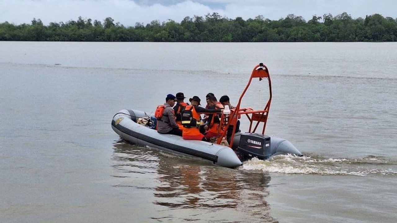 Pencarian Nelayan Hilang di Muara Kali Yamas, Asmat
