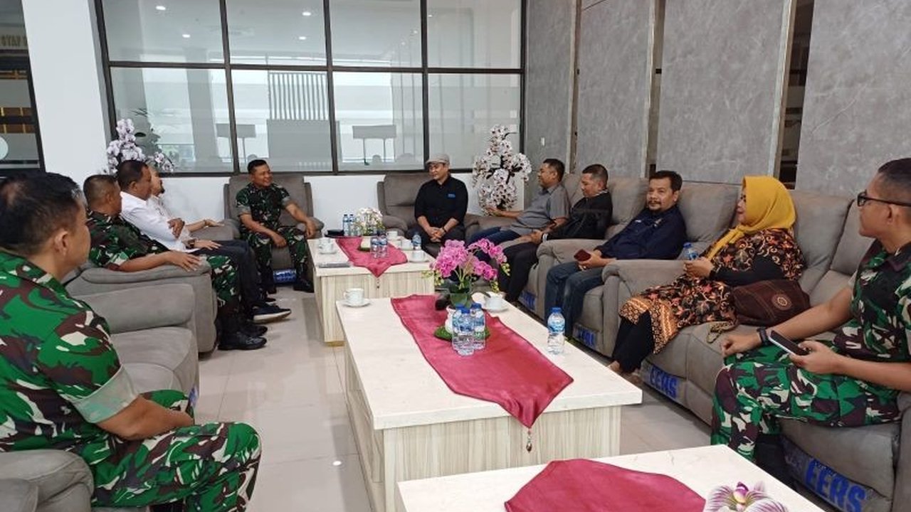 Korem 031/Wirabima menyatakan dukungan penuh terhadap penyelenggaraan Hari Pers Nasional (HPN) 2025 di Pekanbaru, Riau, yang akan berlangsung pada 6-9 Februari mendatang,  menganggap insan pers sebagai pilar penting pembangunan bangsa.