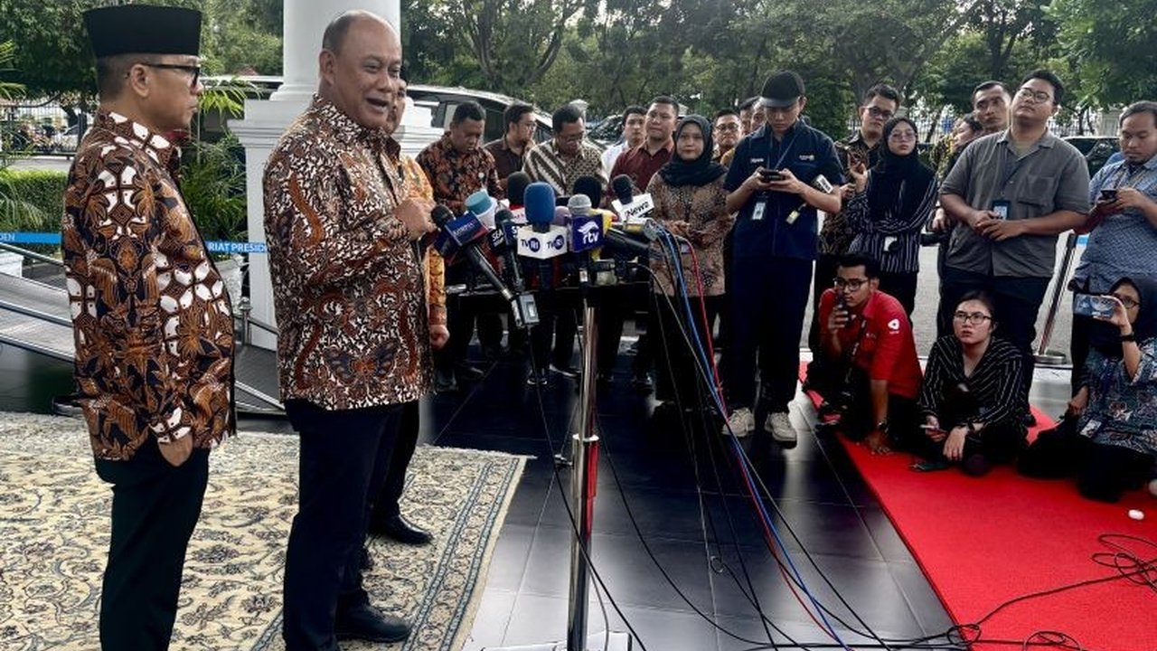 Presiden Prabowo Subianto belum membahas bantuan asing untuk program Makan Bergizi Gratis (MBG) dan fokus pada penggunaan anggaran dalam negeri, meskipun beberapa negara telah menawarkan bantuan.