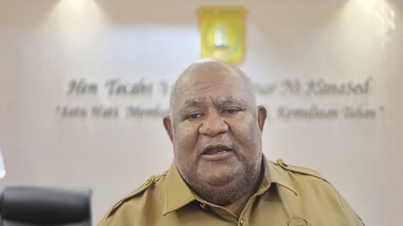 Pemkot Jayapura meminta pemilik hak ulayat membuka palang di TPU Buper Waena yang telah menghambat proses pemakaman, dengan ancaman jalur hukum jika negosiasi gagal.