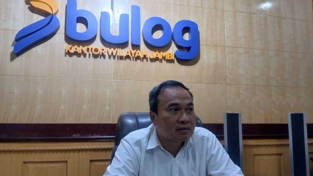 Bulog Jambi memastikan penyerapan gabah dan beras petani dengan prioritas kualitas untuk menjaga stok cadangan beras pemerintah dan stabilitas harga hingga tahun 2025.