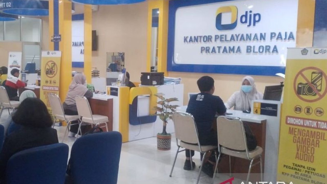 Program Makan Bergizi Gratis (MBG) di Blora memicu lonjakan permintaan pembuatan NPWP baru, terutama dari perempuan usia 30-40 tahun yang mendaftar sebagai relawan.