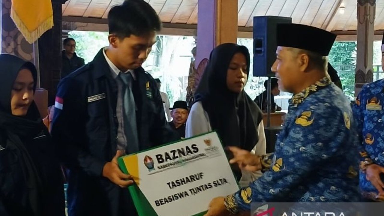 358 Siswa SMA/SMK Temanggung Dapat Beasiswa Baznas