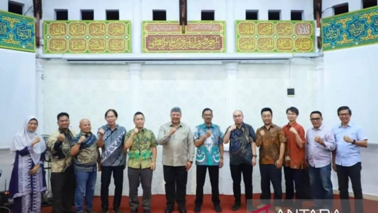 Pemerintah Kota Solok berkolaborasi dengan Kota Toyohashi, Jepang, untuk meningkatkan kualitas air bersih bagi warganya, dengan target semua pelanggan dapat mengakses air minum layak di tahun-tahun mendatang.