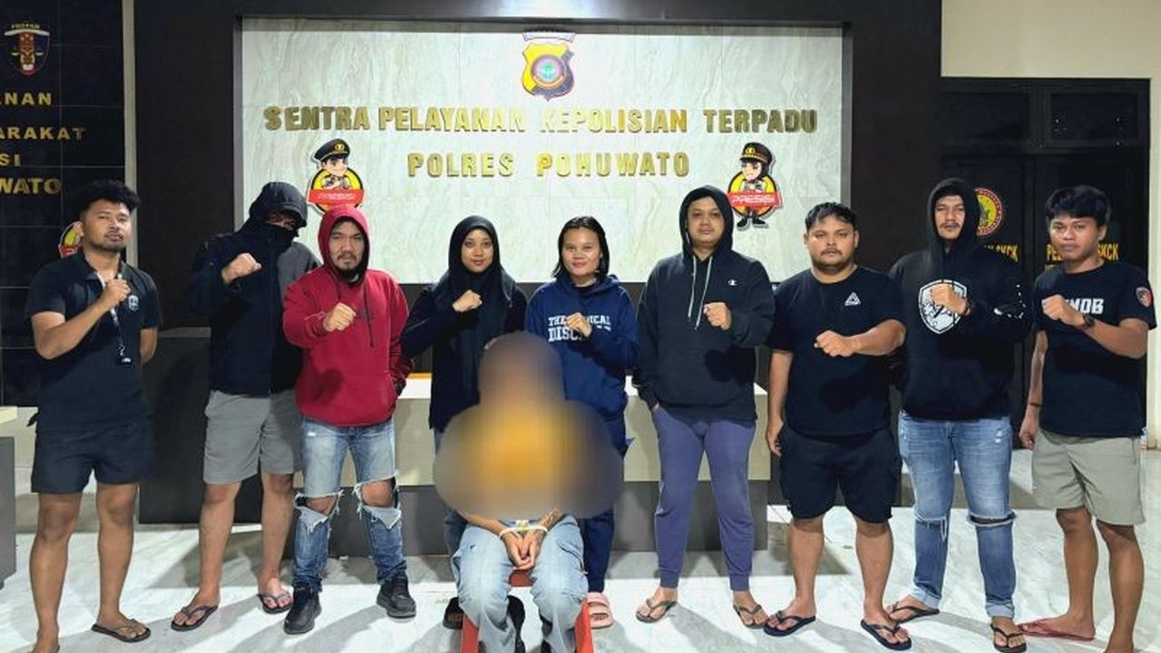 Polisi di Gorontalo menangkap seorang wanita berinisial DY (24) yang diduga sebagai mucikari dalam kasus perdagangan orang (TPPO) setelah menerima informasi dari masyarakat dan penyelidikan.