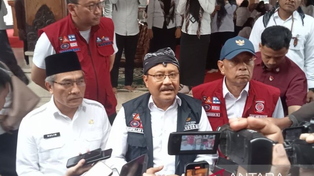 Mensos Saifullah Yusuf kunjungan kerja ke Bantul, DIY, untuk perkuat kerja sama dengan pemerintah daerah dalam penanggulangan kemiskinan, guna percepat penurunan angka kemiskinan sesuai arahan Presiden.