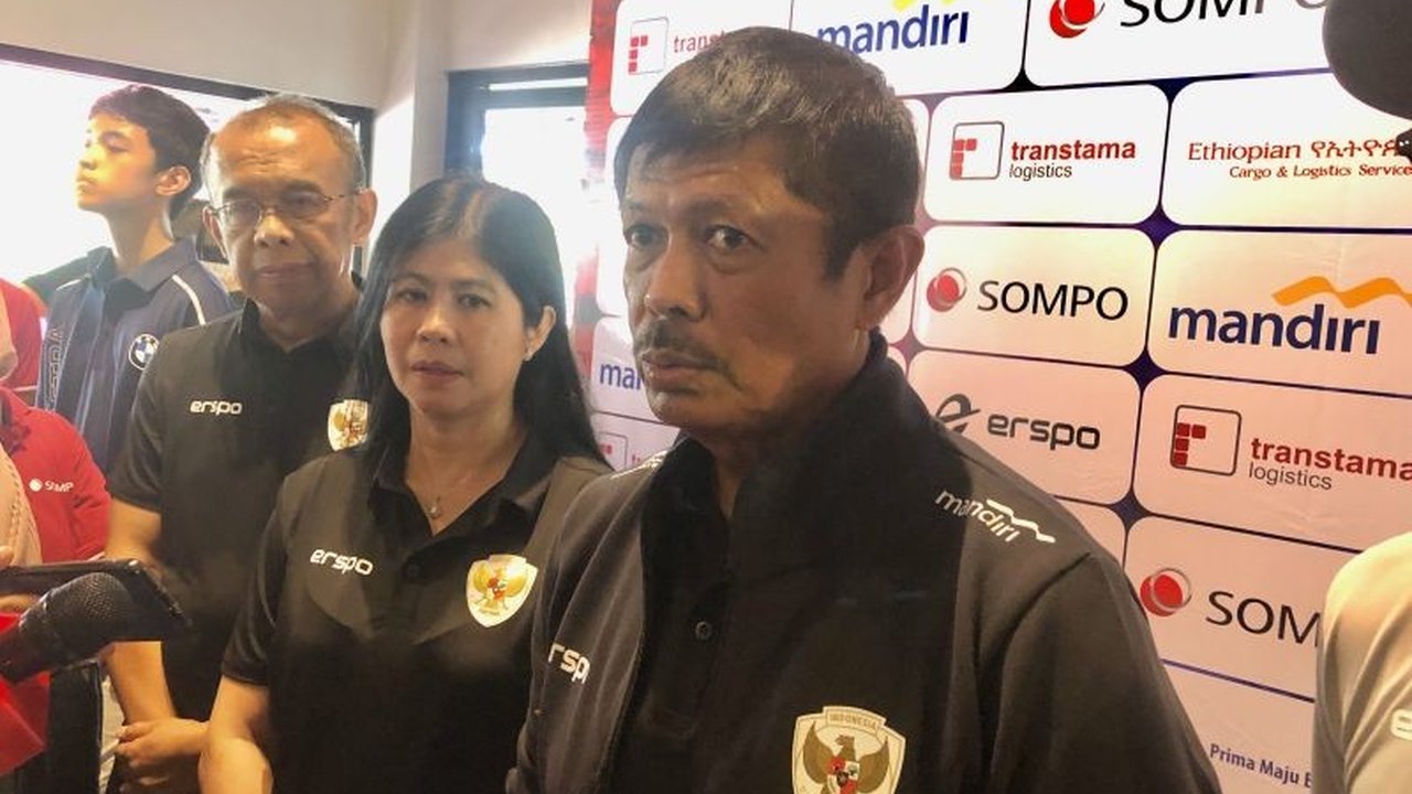 Pelatih Indra Sjafri yang sukses membawa Timnas U-20 Indonesia meraih medali emas SEA Games 2023 masih belum memastikan posisinya sebagai pelatih di SEA Games 2025 mendatang.