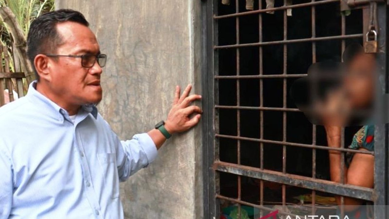 Pemerintah Kabupaten Pidie Jaya membebaskan warga dengan gangguan jiwa (ODGJ) yang dipasung dan memberikan perawatan di RSJ Aceh, sebagai bagian dari program Bebas Pasung Aceh, demi meningkatkan martabat hidup warga.