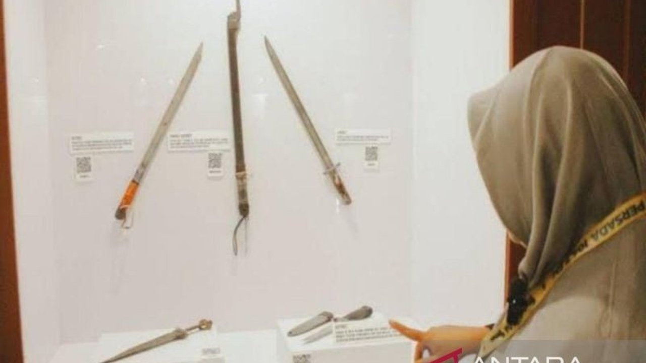 Museum Wasaka di Kalimantan Selatan mengalami peningkatan pengunjung hingga hampir 100 persen di tahun 2024, mencapai 15.000 orang, didorong oleh inovasi seperti ruang audio visual dan daya tarik edukasi sejarah.