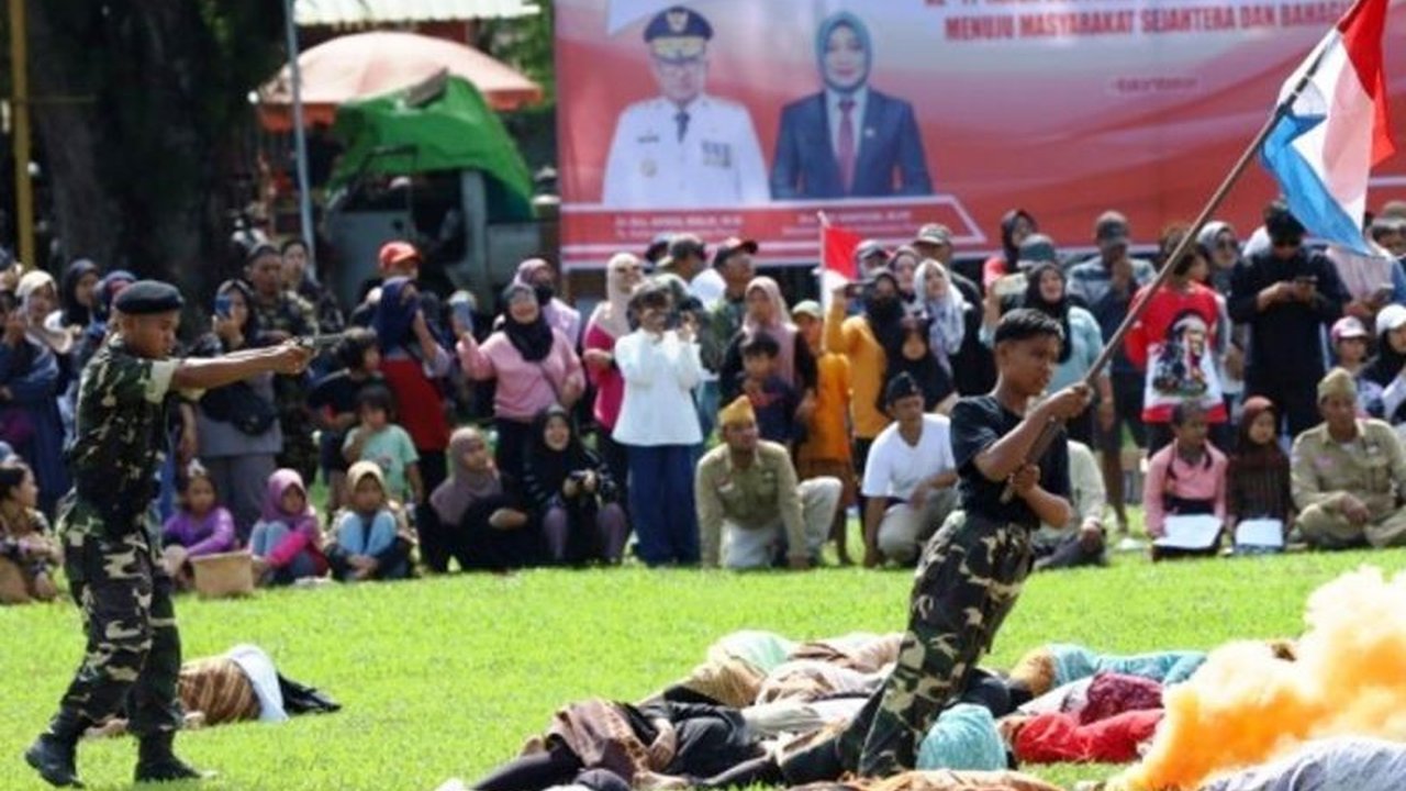 Pemkab Kukar menggelar peringatan Perjuangan Merah Putih Sangasanga pada 25 Januari-1 Februari 2025, memperingati pengusiran Belanda dari Sangasanga pada 27 Januari 1947, dengan berbagai acara dan perlombaan.
