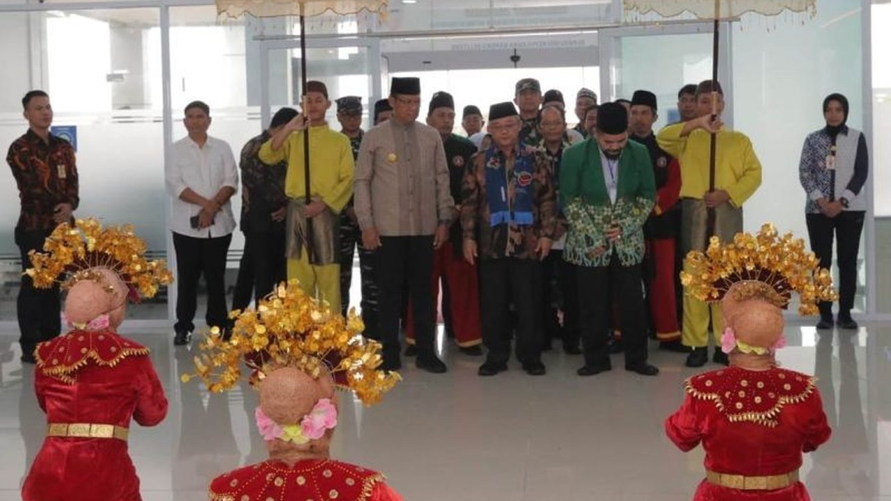 Mendikbud, Abdul Mu'ti, menggelar sosialisasi Senam Anak Indonesia Hebat di Bangka Belitung pada 19 Januari 2024,  bertujuan membentuk generasi emas 2045 melalui tujuh kebiasaan baik.