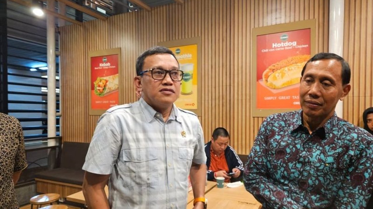 Kementerian Pelindungan Pekerja Migran Indonesia (KP2MI) memulangkan dua WNI korban penyekapan dan penyiksaan di Myanmar yang diduga sebagai korban perdagangan orang dan dijadikan scammer/operator judi online.