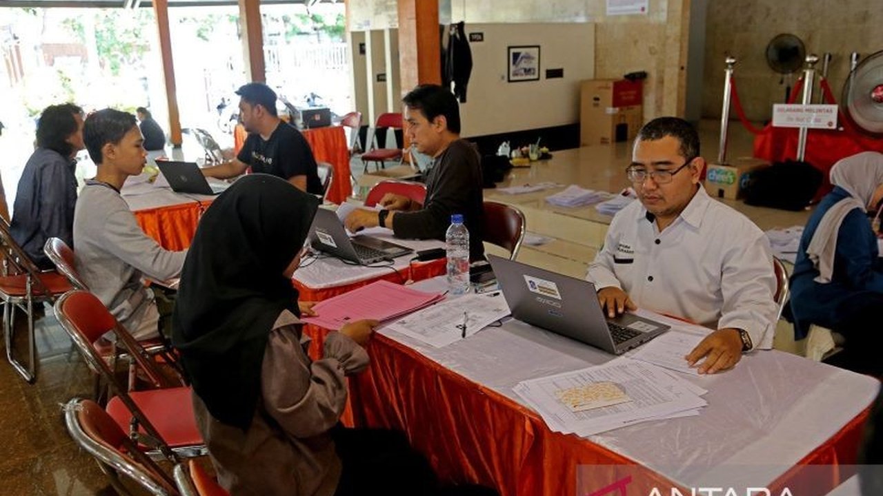 Pemkot Surabaya Buka Pendaftaran Beasiswa Pemuda Tangguh 2025